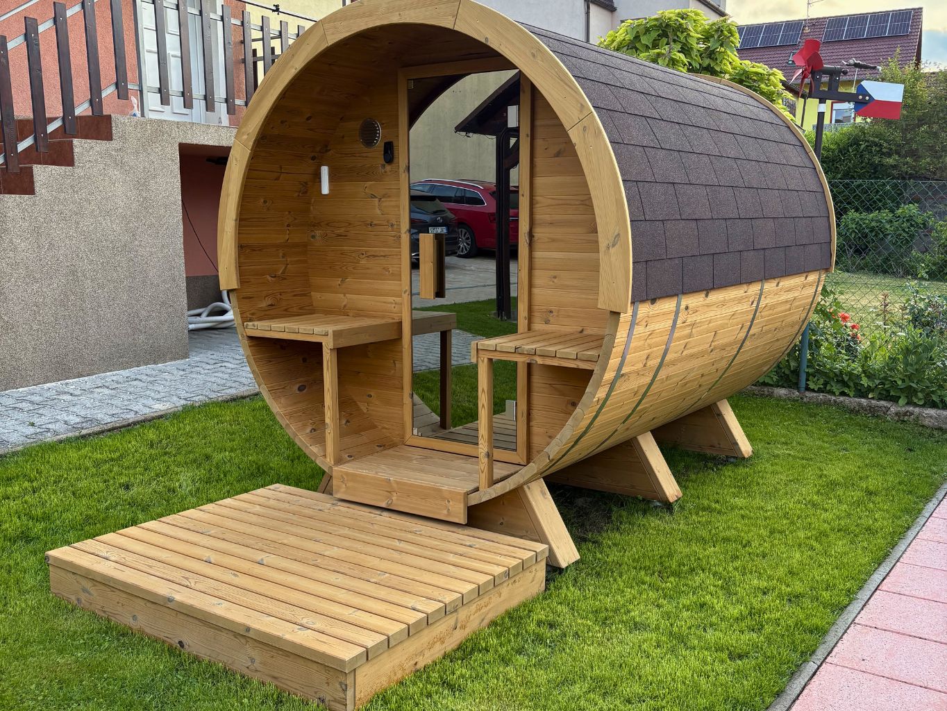 sudova-sauna-z-thermowoodu-v-libcicich-nad-vltavou